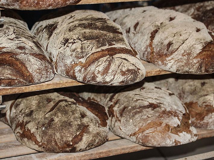 Frisches Bauernbrot im Haus Christian in Niederthai